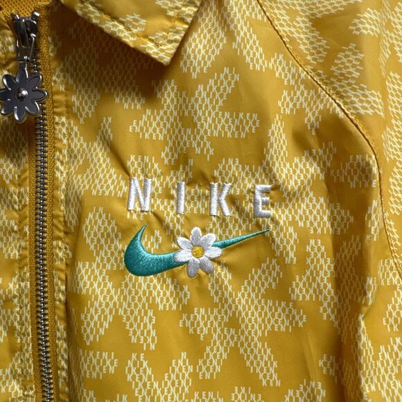 NWOT Nike Jacket Womens S Sportswear Daisy Floral Pattern Full Zip Cropped Woven - Picture 3 of 8